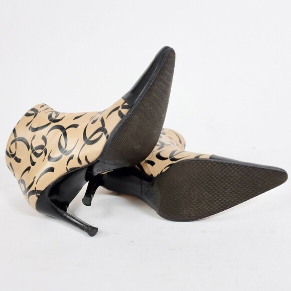 CHANEL Ankle Boots with Black and Cream Design - Picture 16 of 16